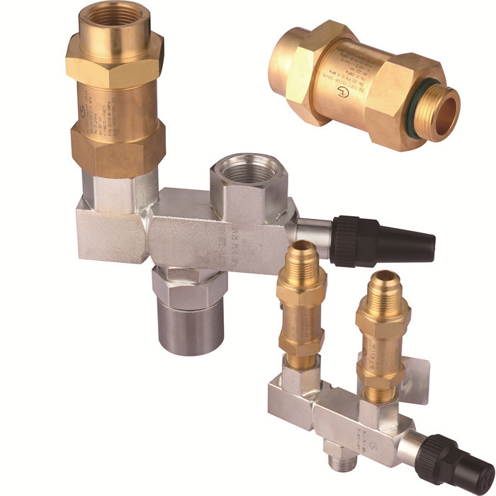 วาล์วช่วยความปลอดภัยที่มีช่วงอุณหภูมิ -29.C ~ 140.C และความดันตั้ง 0.3 ~ 4.5MPa มีใบรับรอง CE